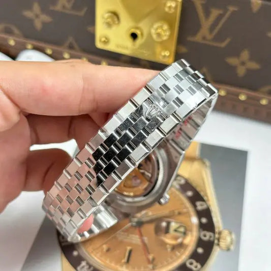 Rolex Land-Dweller