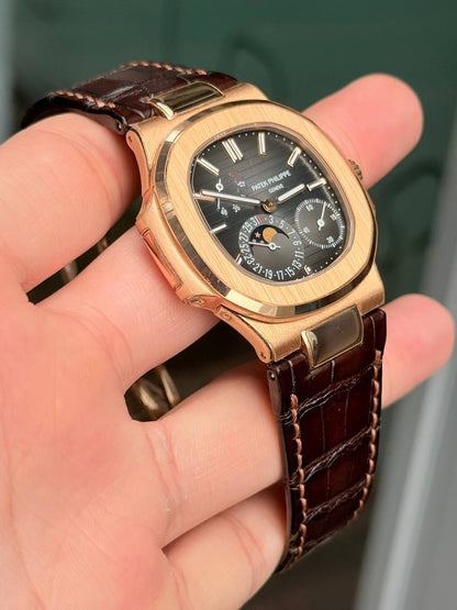 PATEK PHILIPPE – Nautilus