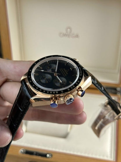 Omega  Moonwatch