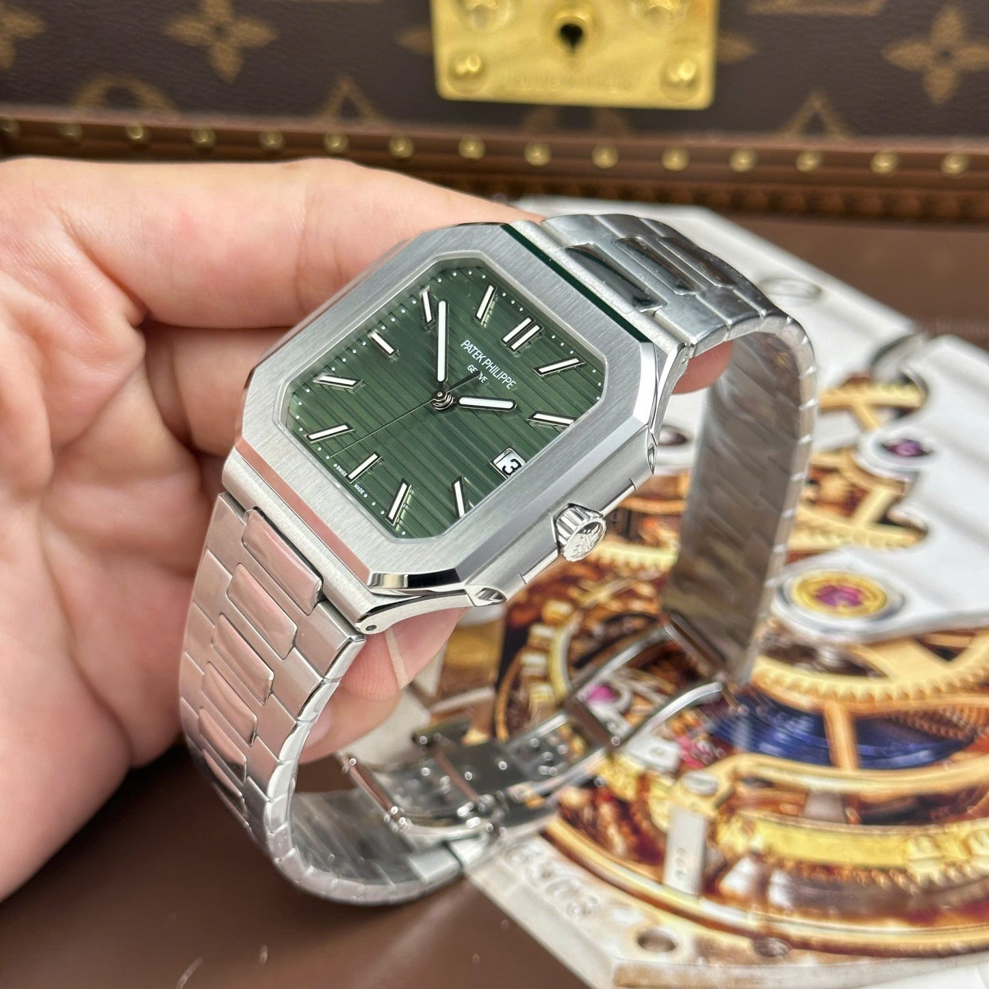 Patek Philippe Cubitus