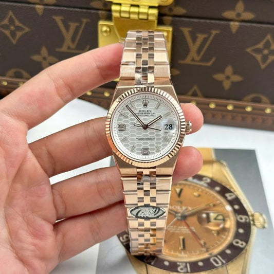 Rolex Land-Dweller