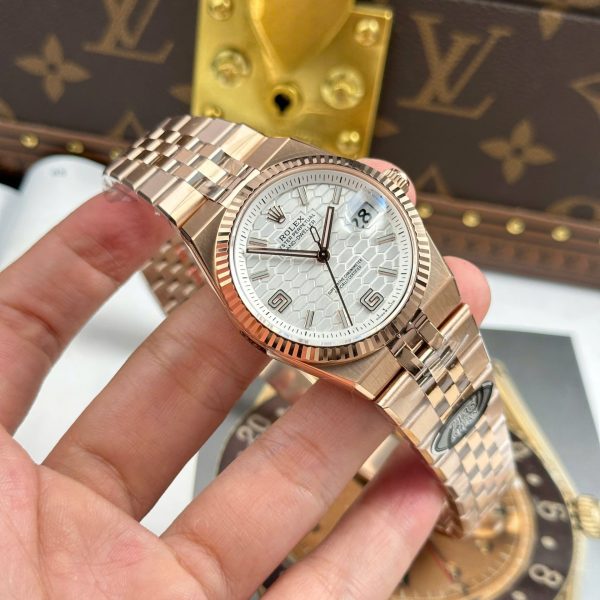 Rolex Land-Dweller