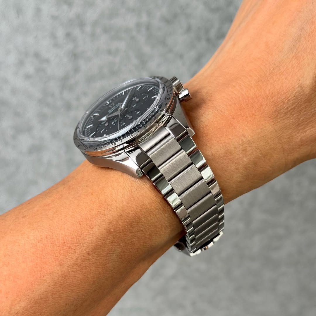 OMEGA – Speedmaster